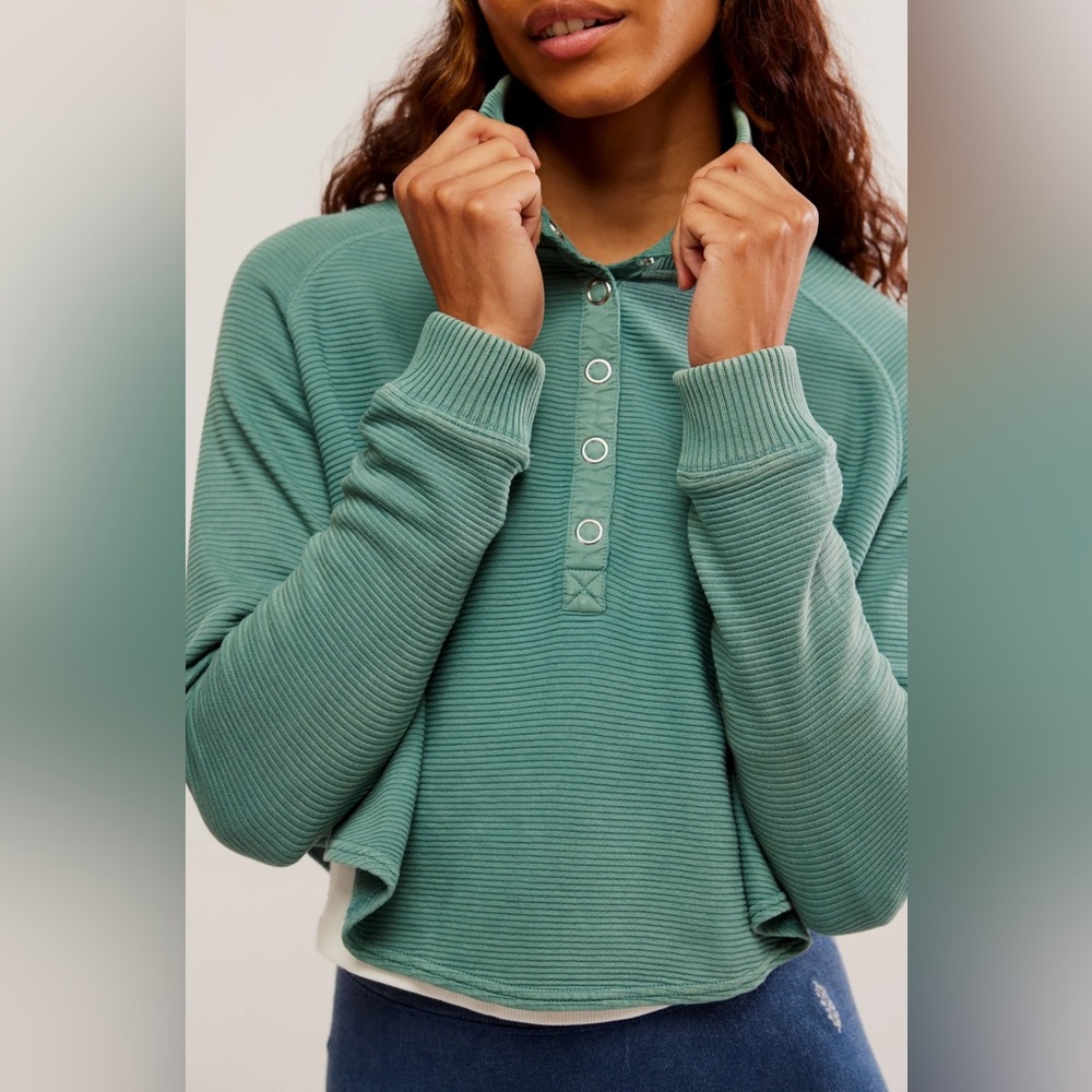 Free People So Fly Henley Layer✨